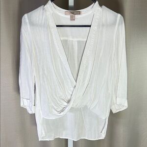 Forever 21‎ White Blouse Top Surplice 3/4 Sleeve Cuffed Flowy Lightweight
